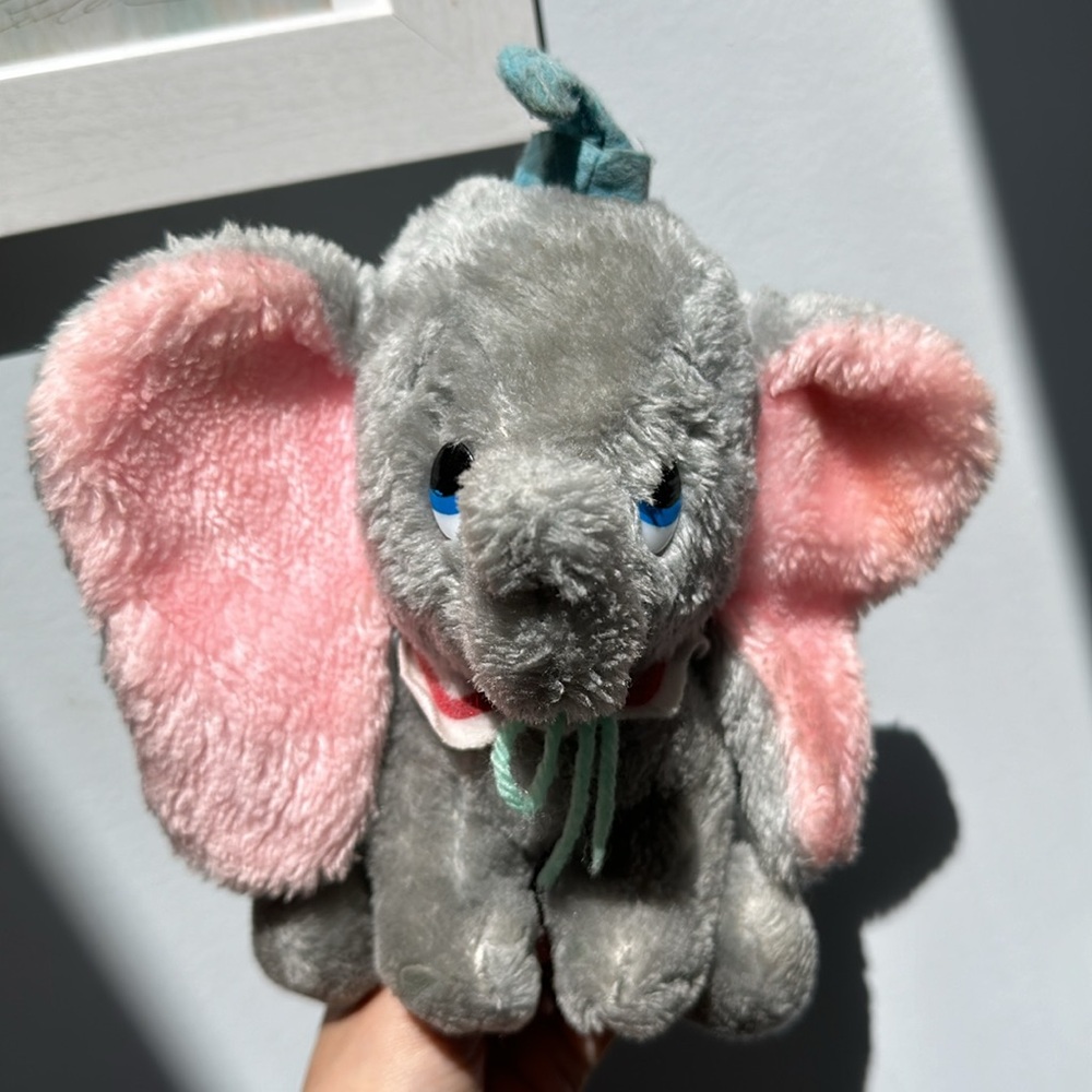 ❤️ Vintage Collector Toy Disney JUMBO The Elephant